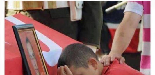Ey şu şehidin kahraman evladı!